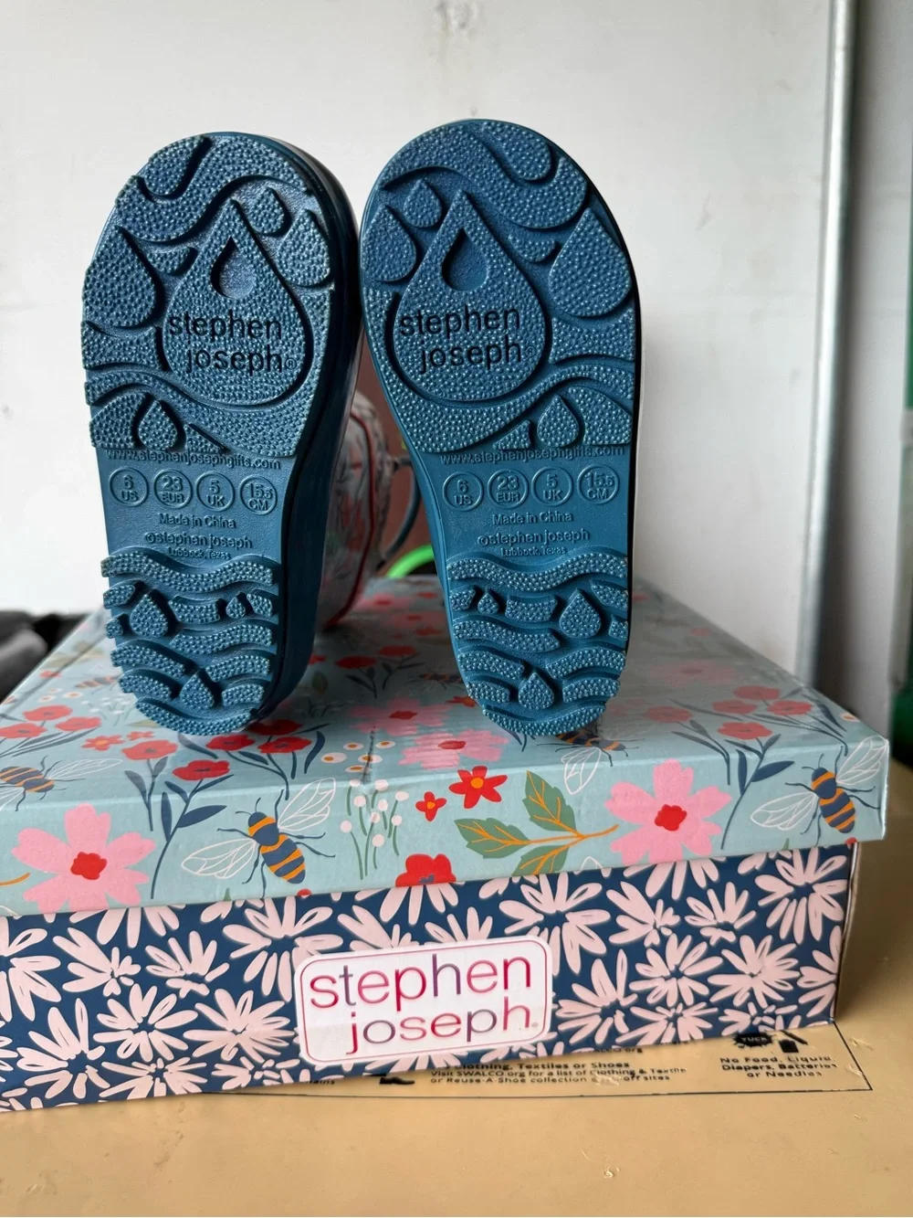 Stephen Joseph Floral & Bee Rainboots Light Blue Cherry Size US 6 EU 23 New